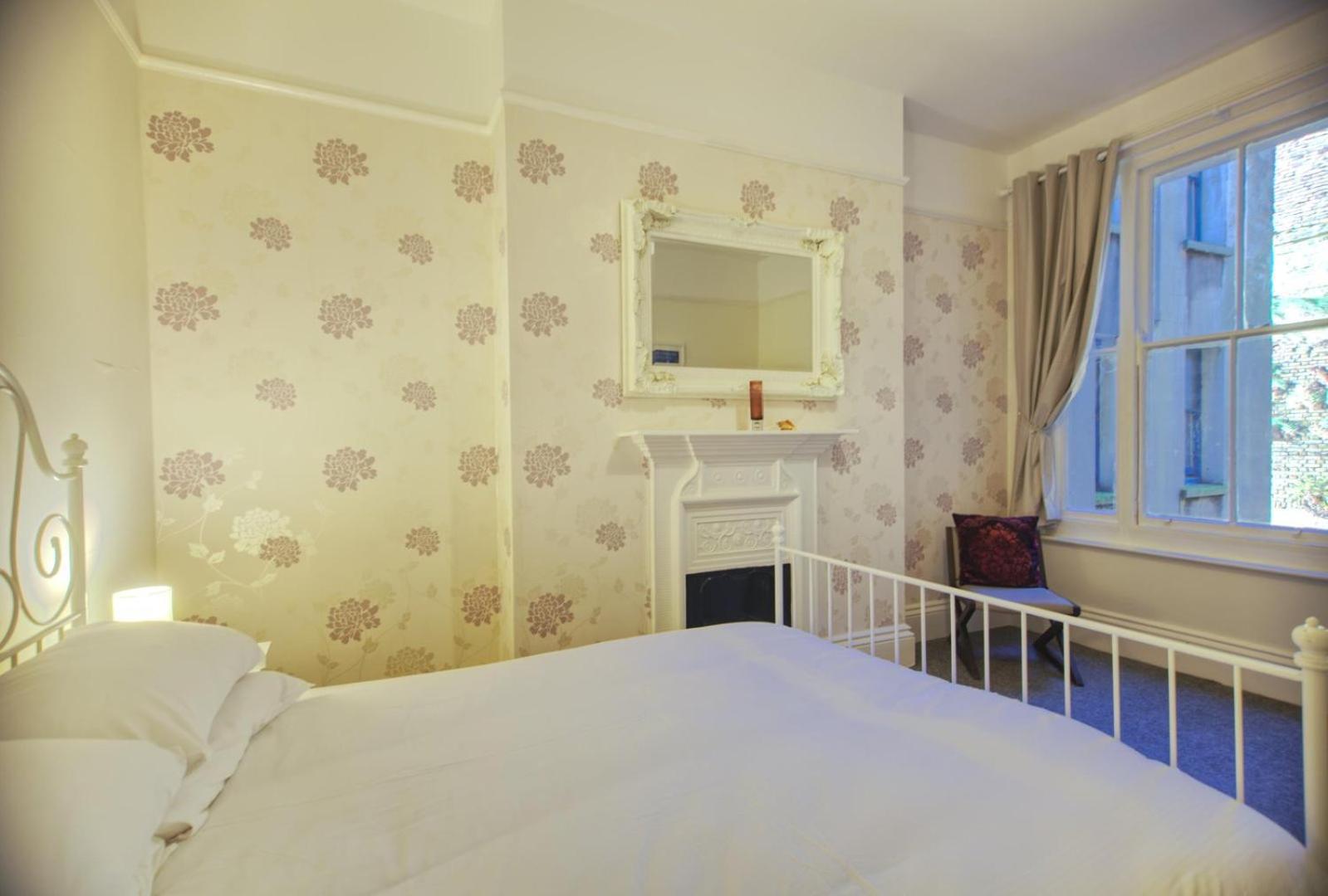 The Palace, Ocean Suite ヘイスティングス エクステリア 写真